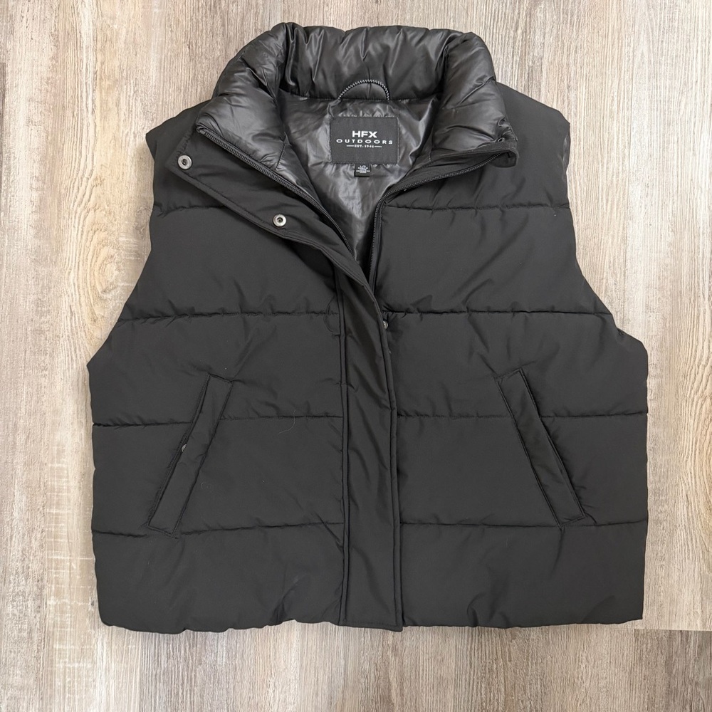 HFX Outdoors Women’s Black Puffer Vest-size Large *like NEW*